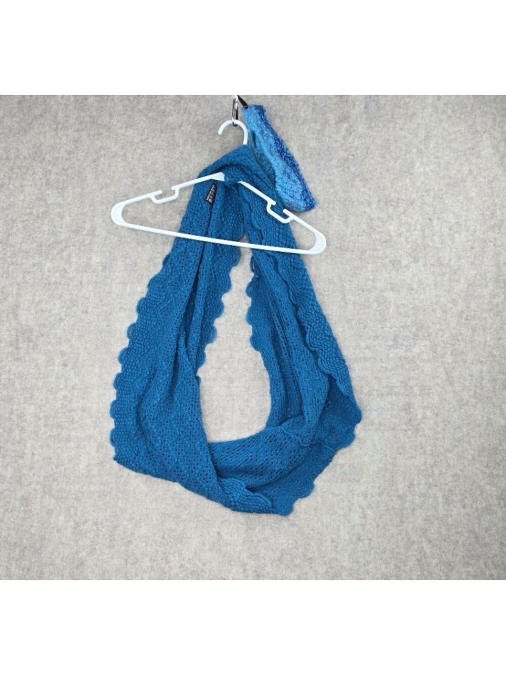 Womens Blue Crochet Scarf & Matching Headband Set Acrylic Lightweight Design - Picture 7 of 7